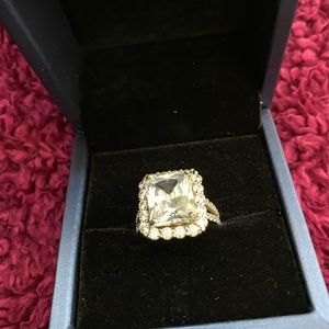 White Topaz Ring